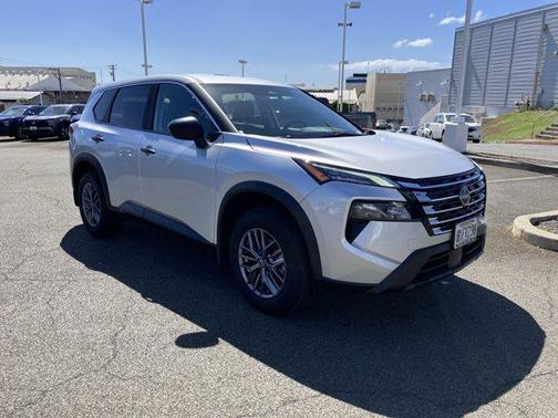 2025 Nissan Rogue S