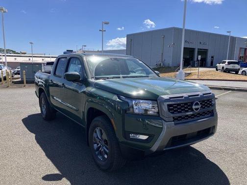 2025 Nissan Frontier SV