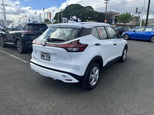 2022 Nissan Kicks S