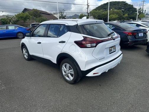 2022 Nissan Kicks S
