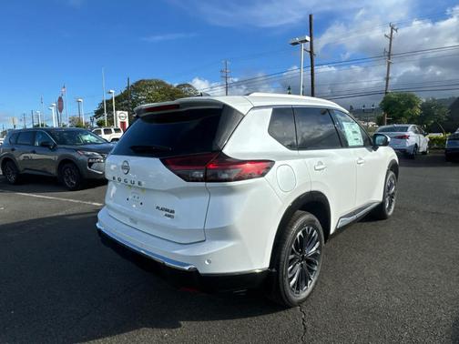 Everest White P 2026 Nissan Rogue Platinum