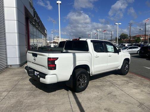 2025 Nissan Frontier SV