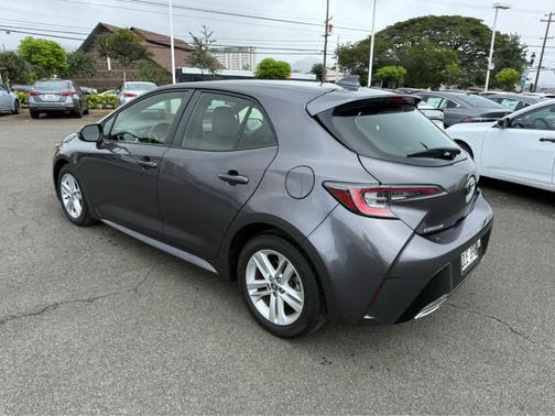 2022 Toyota Corolla Hatchback SE