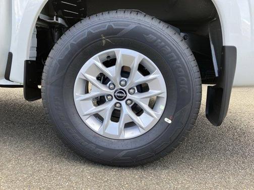 2025 Nissan Frontier S