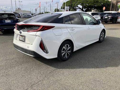 2017 Toyota Prius Prime Plus