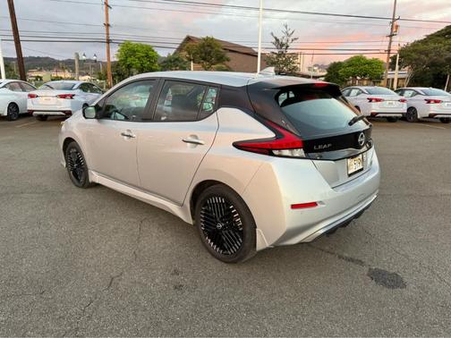 2023 Nissan Leaf SV PLUS
