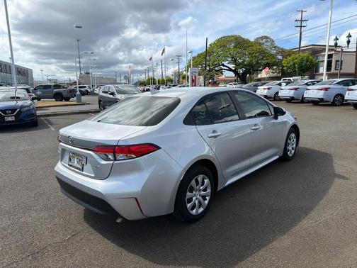 Classic Silver Metallic 2024 Toyota Corolla LE