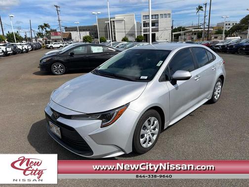 Classic Silver Metallic 2024 Toyota Corolla LE