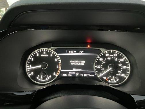 2024 Nissan Pathfinder SV
