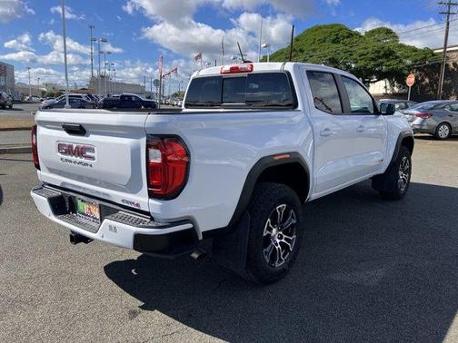 2024 GMC Canyon AT4