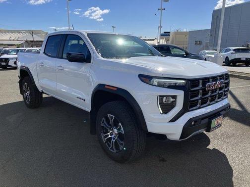 2024 GMC Canyon AT4