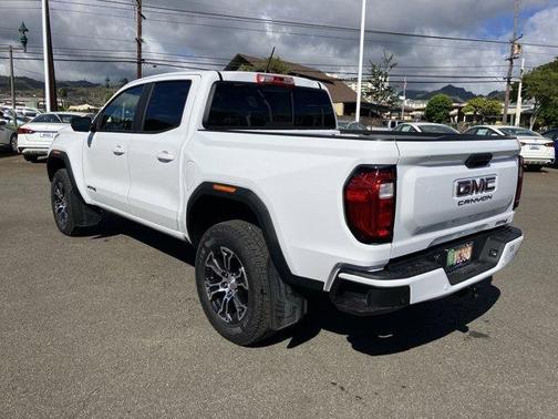 2024 GMC Canyon AT4