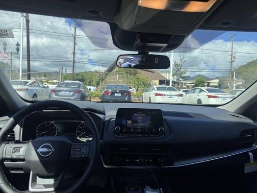 2025 Nissan Rogue SV
