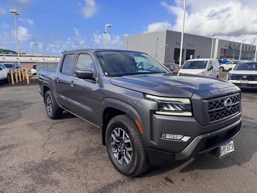 2024 Nissan Frontier SL