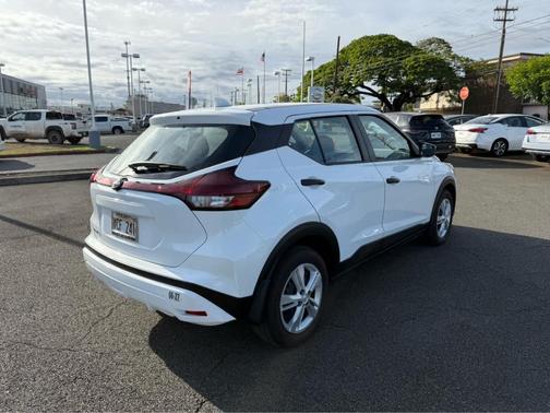 Fresh Powder 2025 Nissan Kicks Play S