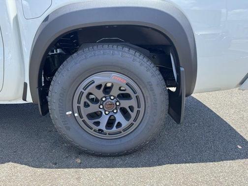 2025 Nissan Frontier PRO-X