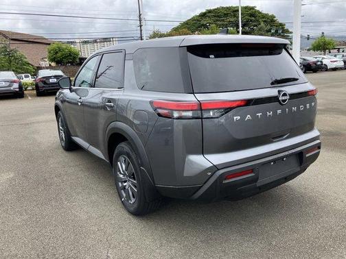 2025 Nissan Pathfinder S