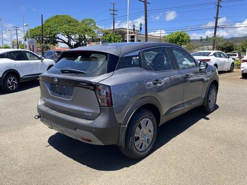 2025 Nissan Kicks S
