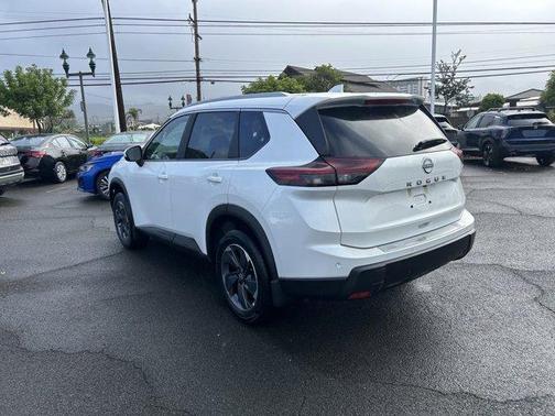 2025 Nissan Rogue Rock Creek