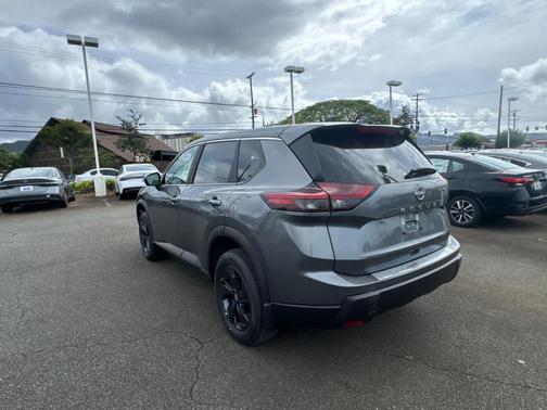 Gun Metallic 2026 Nissan Rogue SV
