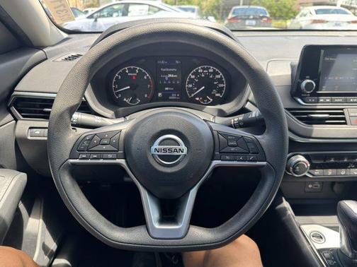 2022 Nissan Altima 2.5 S