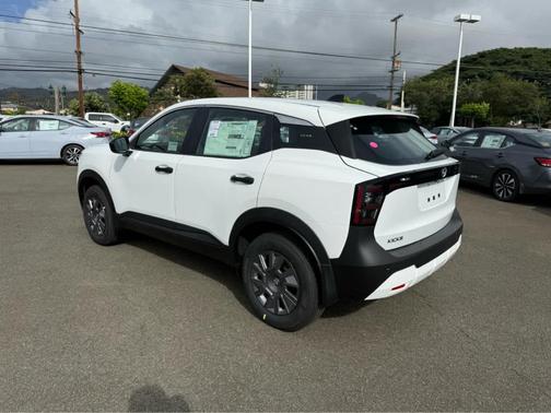 Fresh Powder 2026 Nissan Kicks S