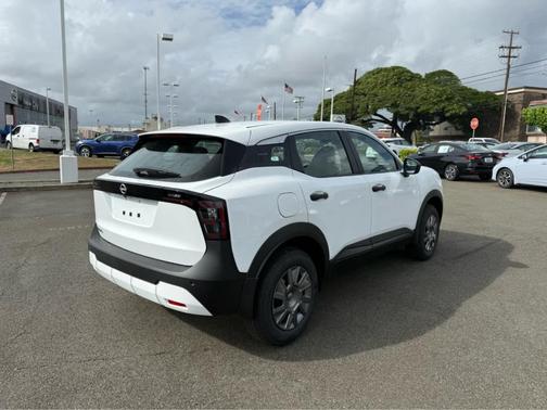 Fresh Powder 2026 Nissan Kicks S