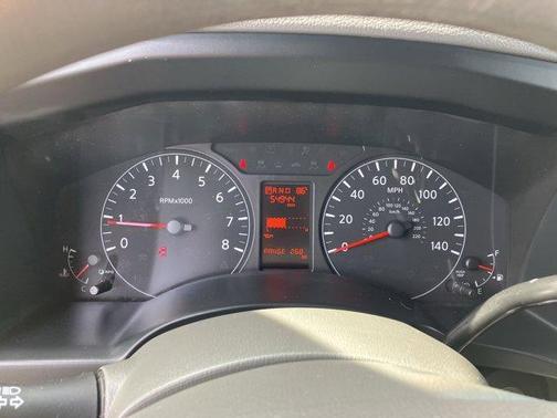 2014 Nissan NV Cargo NV2500 HD SV V6/SV V8