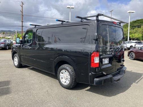 2014 Nissan NV Cargo NV2500 HD SV V6/SV V8