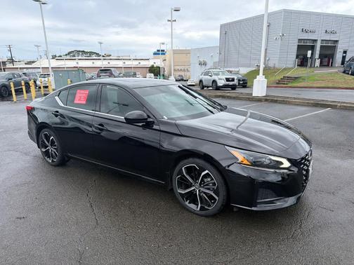 2023 Nissan Altima 2.5 SR