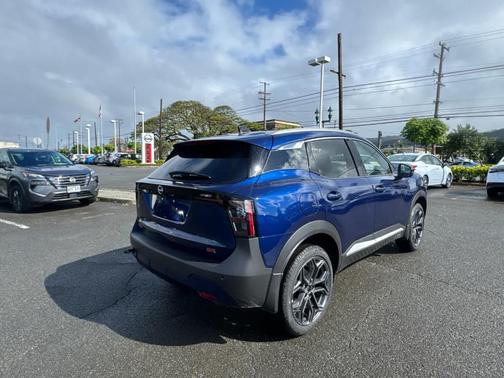 Deep Blue Pearl 2026 Nissan Kicks SR