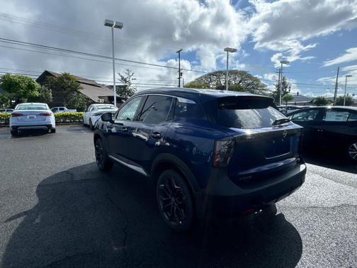 Deep Blue Pearl 2026 Nissan Kicks SR