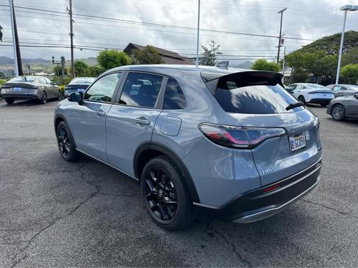 Urban Gray Pearl 2025 Honda HR-V Sport