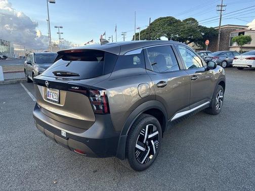 2025 Nissan Kicks SV