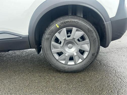 Fresh Powder 2026 Nissan Kicks S