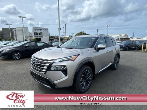 Champagne Silve 2026 Nissan Rogue Platinum