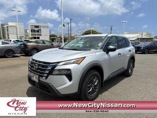 Brilliant Silver Metallic 2024 Nissan Rogue S