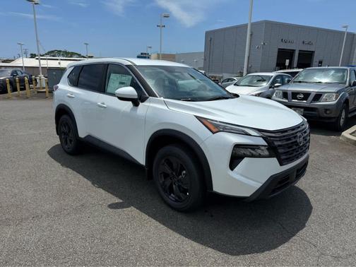 Everest White P 2026 Nissan Rogue SV