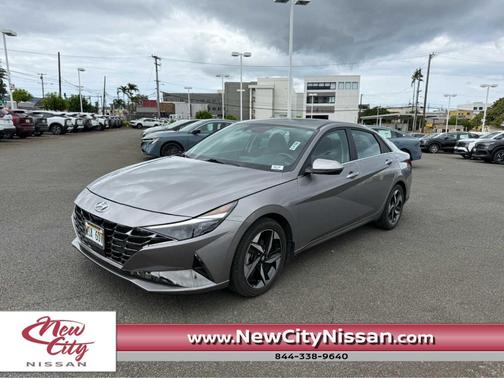 Metal 2023 Hyundai ELANTRA HEV Limited