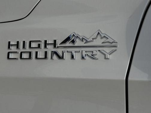 2024 Chevrolet Suburban High Country