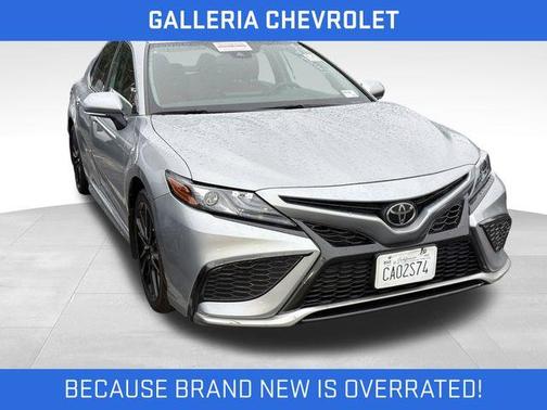 Celestial Silver Metallic 2022 Toyota Camry XSE