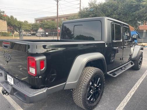2025 Jeep Gladiator Sport