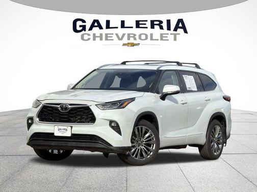 2022 Toyota Highlander Limited