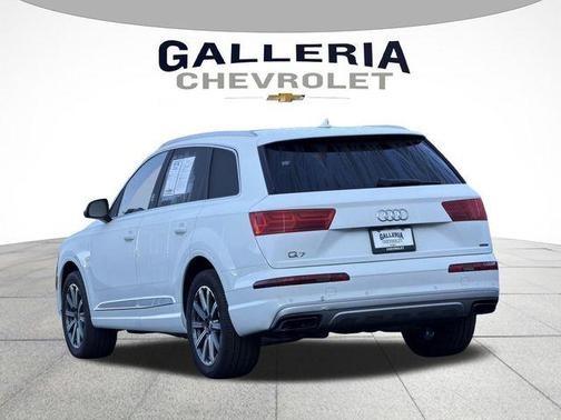 2019 Audi Q7 45 Premium Plus