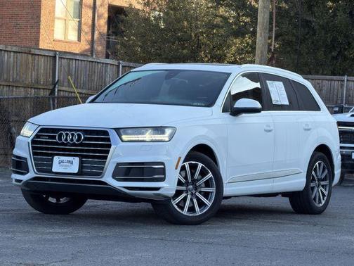 2019 Audi Q7 45 Premium Plus