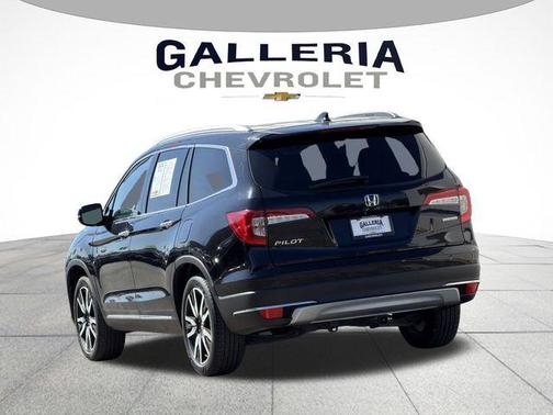 2021 Honda Pilot Touring 8-Passenger