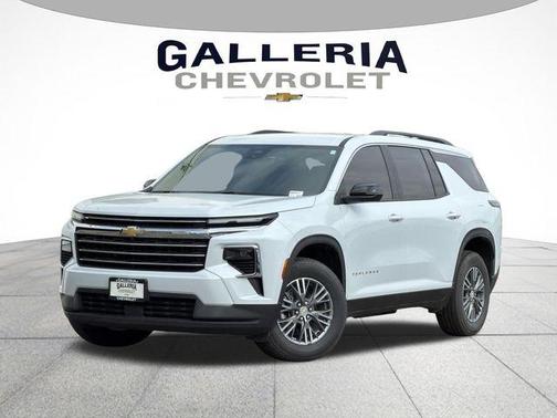 Polar White 2026 Chevrolet Traverse LT