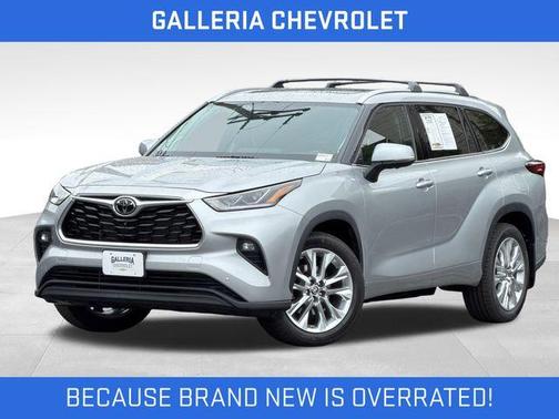 Celestial Silver Metallic 2023 Toyota Highlander Limited