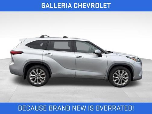Celestial Silver Metallic 2023 Toyota Highlander Limited