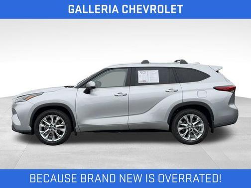 Celestial Silver Metallic 2023 Toyota Highlander Limited